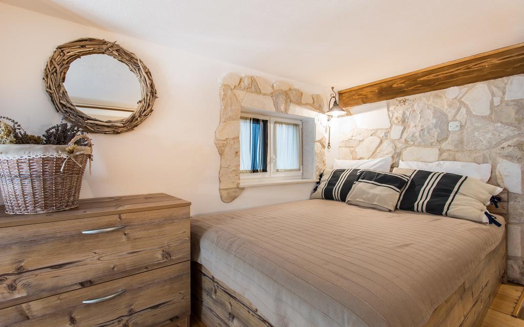 Apartments Frgacic Baška Εξωτερικό φωτογραφία