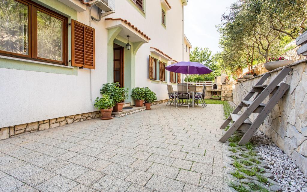 Apartments Frgacic Baška Εξωτερικό φωτογραφία